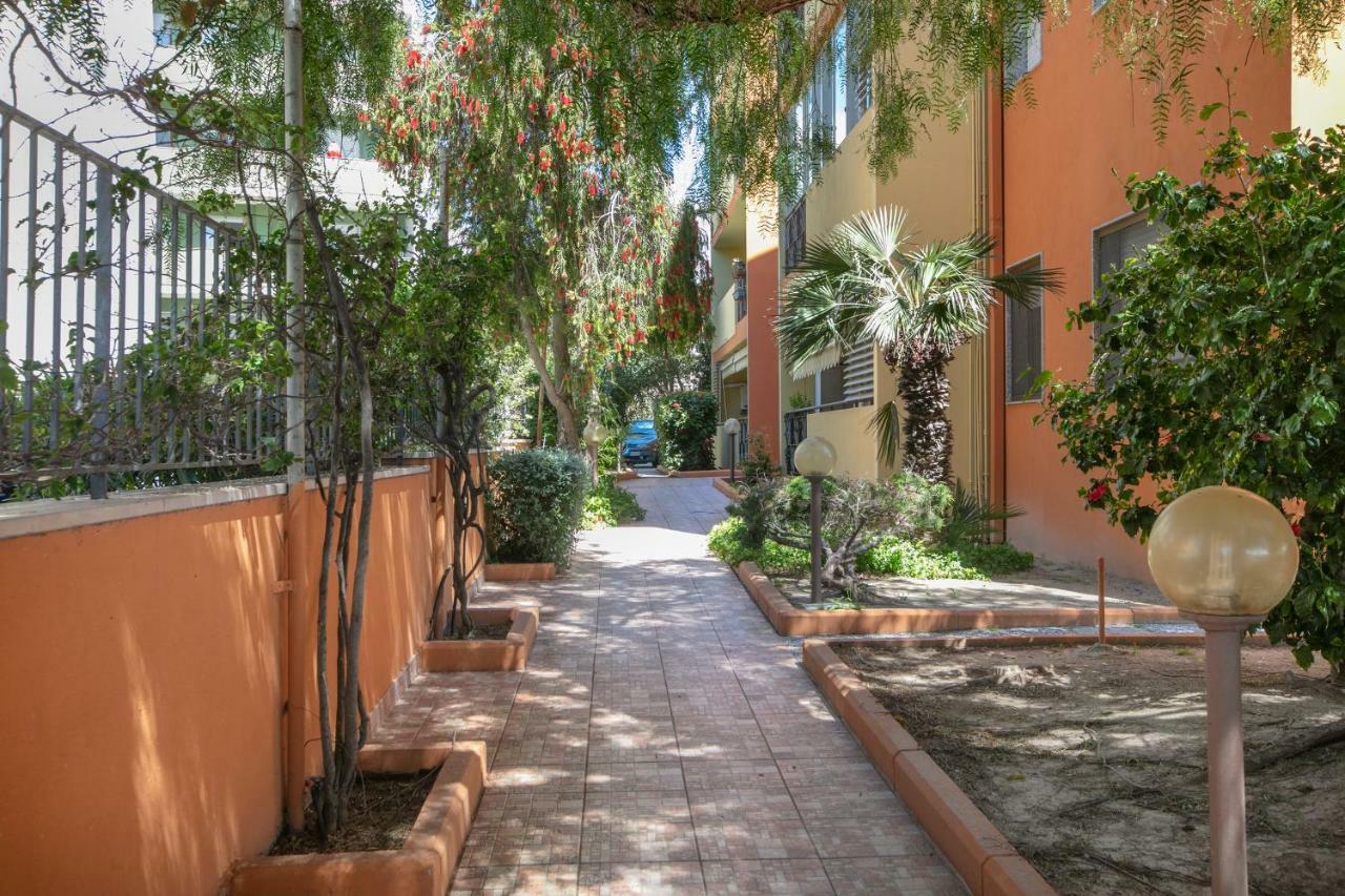 Giardini E Mare Bed & Breakfast Quartu Sant'Elena Luaran gambar